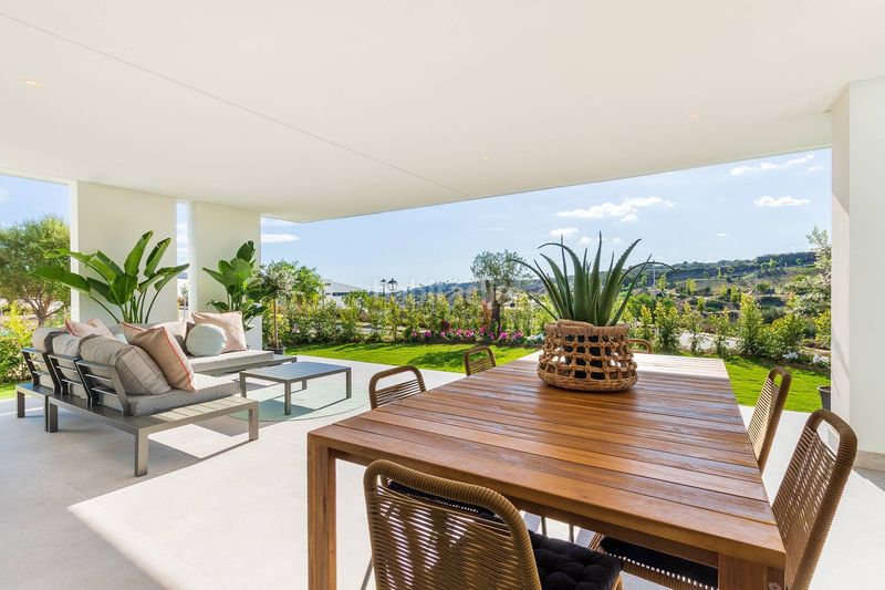 Foto c1b6d44a-90eb-4330-8978-f130d6ecac28. Apartament amb calefacció aparcament piscina a Guadalobón Estepona