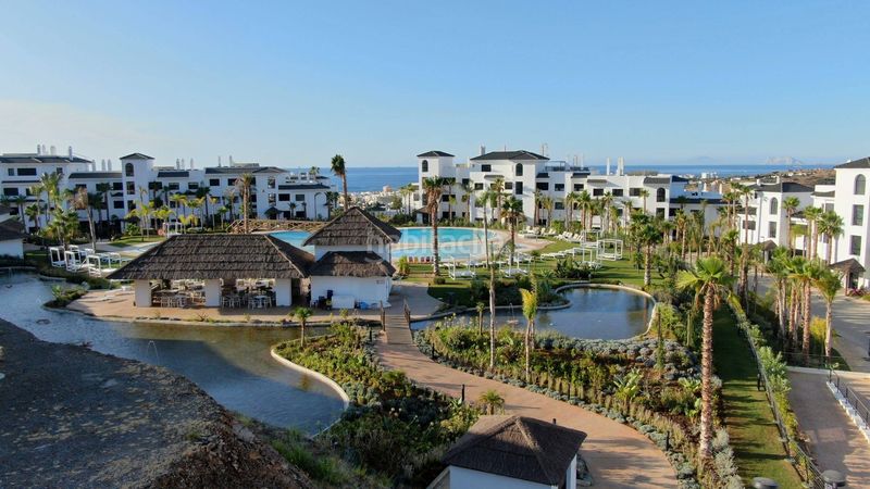 Foto 840e9d8e-3667-469f-a168-176c271b463d. Apartament amb calefacció aparcament piscina a altos de Estepona Estepona
