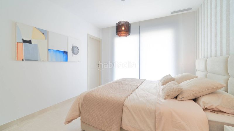 Foto 67b2e538-0ac5-4a60-bfb4-d71df1698af3. Apartament amb calefacció aparcament piscina a Benatalaya Estepona