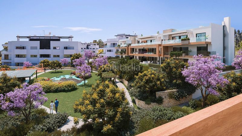 Foto b84c1dc1-2b49-4a42-9e54-a40e7f7f1e61. Apartament amb calefacció aparcament piscina a Benatalaya Estepona