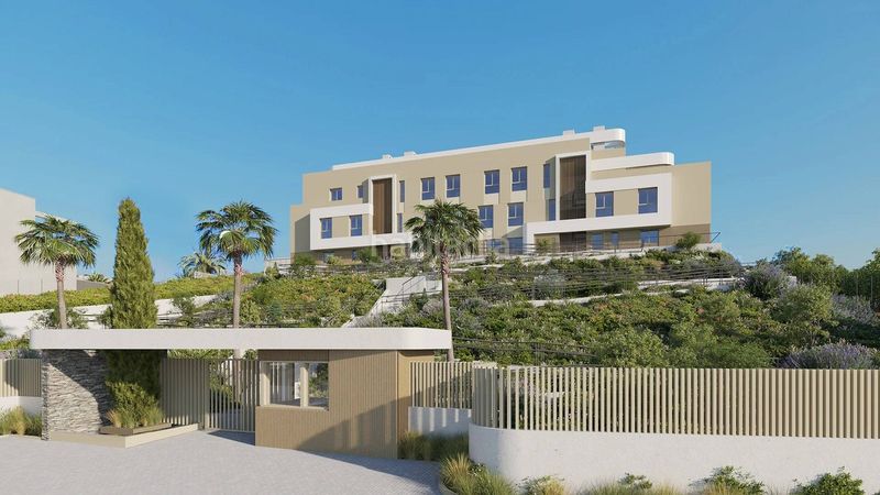 Foto 45904f05-7aa9-4649-9960-c4ea0b205a13. Apartament amb calefacció aparcament piscina a Guadalobón Estepona