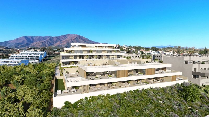 Foto 67fc9be6-ae2f-4e77-85ca-4cd77e3b3b67. Apartament amb calefacció aparcament piscina a Guadalobón Estepona