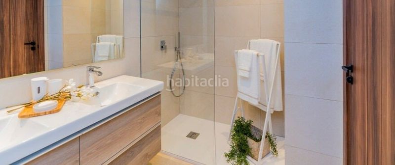 Foto e3917a60-5247-4377-a1e7-a411beb4d9b9. Àtic amb calefacció aparcament piscina a Los Naranjos Marbella