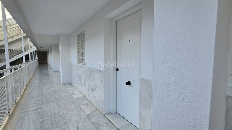 Foto 0a86aa9f-f7bb-45a3-840d-69ea1ba186fb. Apartament amb calefacció aparcament a puerto de Estepona Estepona