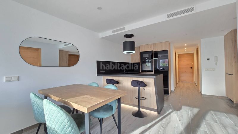 Foto 275e3366-d9aa-42a0-a1e4-dc192e42250c. Apartament amb calefacció aparcament a puerto de Estepona Estepona