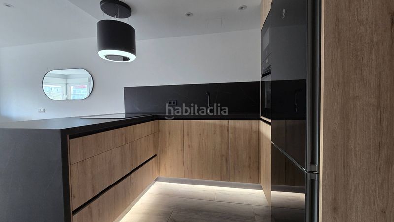 Foto 2942bc46-b699-40b8-8b85-14a9c4c27701. Apartament amb calefacció aparcament a puerto de Estepona Estepona