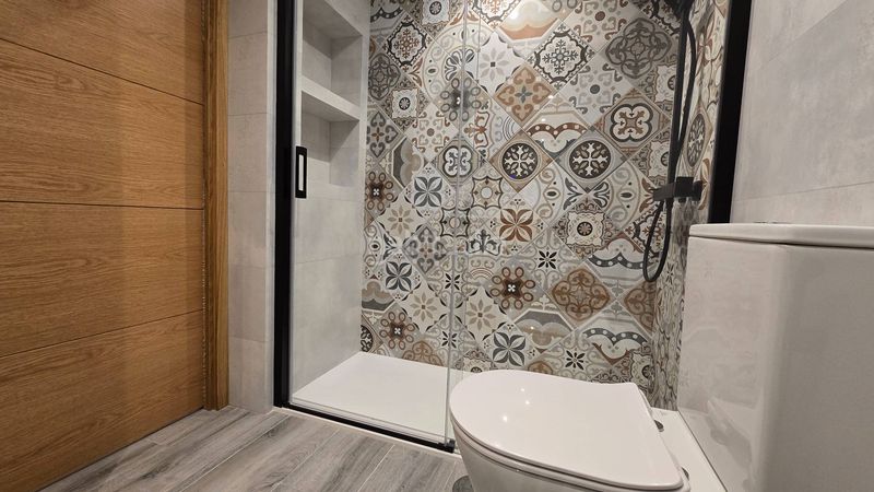 Foto 5f713bf4-8117-4815-bea9-2a133a05624d. Apartament amb calefacció aparcament a puerto de Estepona Estepona
