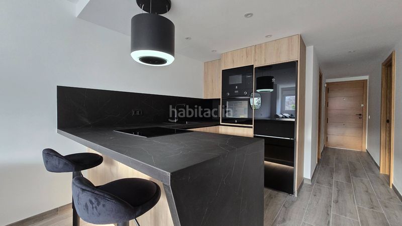 Foto e45a0496-86d7-4a45-bba4-8996b4e0ae42. Apartament amb calefacció aparcament a puerto de Estepona Estepona