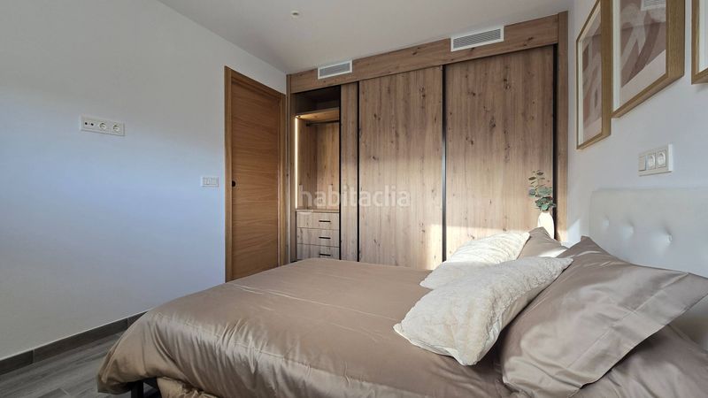Foto fbbb66d9-f3ef-4e3e-b57c-9530ce0ad66b. Apartament amb calefacció aparcament a puerto de Estepona Estepona