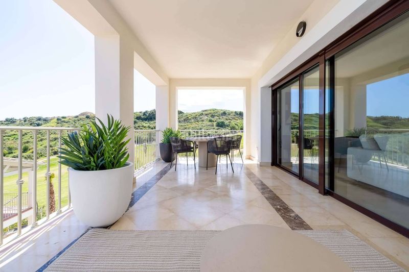 Foto 136bfd97-5907-4975-9b42-6dbdceae54da. Casa adossada amb aparcament piscina a Valle Romano Golf Estepona