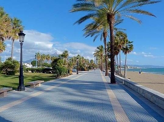 Foto a627973b-7b6d-4abe-bd58-f0b7ccae8de0. Apartament amb calefacció aparcament piscina a San Pedro de Alcántara Pueblo Marbella