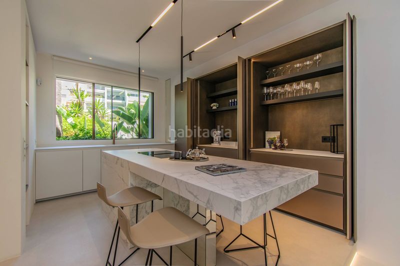 Foto 64244080-3560-436f-8597-ca9404e5fa18. Casa adossada amb calefacció aparcament piscina a Marbella