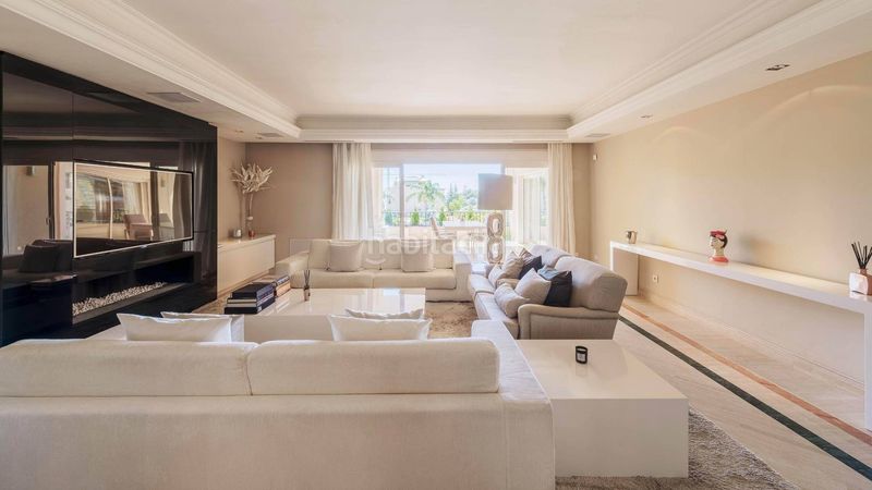 Foto 56e80eb2-ab0f-425a-b8b0-b259253cc6b9. Apartament amb calefacció aparcament piscina a Sierra Blanca Marbella