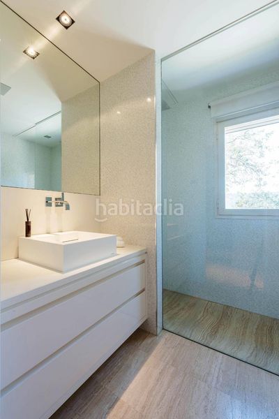 Foto d926453f-412f-454d-85d9-d0ae1a585abc. Apartament amb calefacció aparcament piscina a Sierra Blanca Marbella