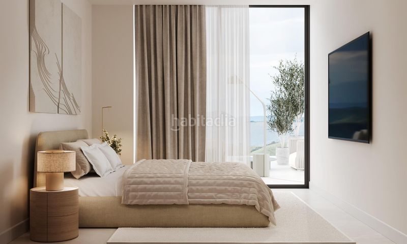 Foto b72eac32-d2c8-4a44-a317-2d4a0dfdfbb7. Planta baixa amb calefacció aparcament piscina a Estepona