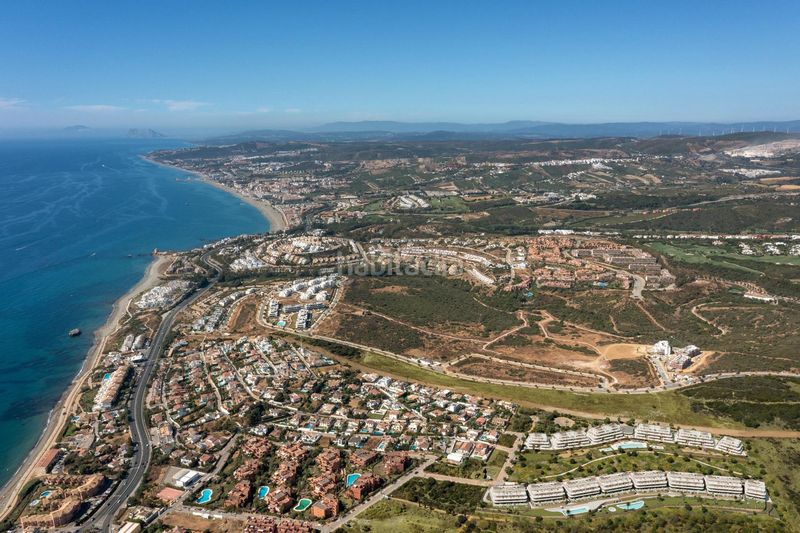 Foto 75ec45b9-f38f-4171-8479-5b130f5f4d42. Planta baixa amb aparcament piscina a Buenas Noches Estepona
