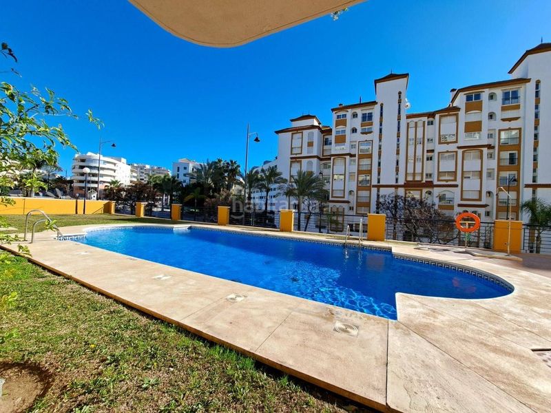 Foto 5559da4e-7ad9-4635-95b3-20a8ed14b733. Pis amb piscina a puerto de Estepona Estepona