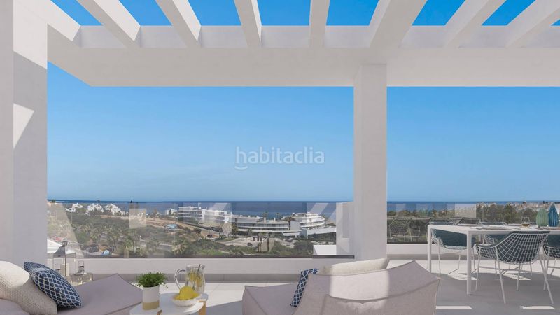 Foto ca26a2fa-367b-4a34-97a8-62c6ecc0d01e. Àtic amb calefacció aparcament piscina a Guadalobón Estepona