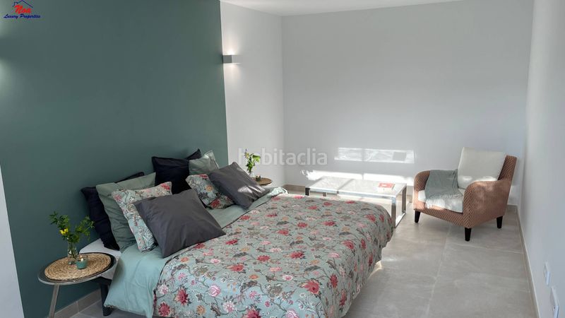 Foto 5e6f47d6-cf1b-45e3-a0d3-f4a2f0342044. Xalet amb calefacció aparcament piscina a Valdeolletas - Las Cancelas - Xarblanca Marbella