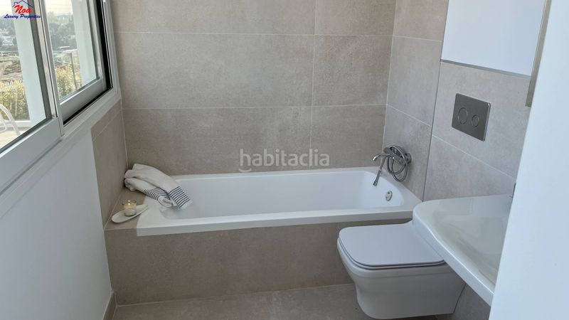 Foto f4da6ad7-70cc-4110-baa0-37df5a70410b. Xalet amb calefacció aparcament piscina a Valdeolletas - Las Cancelas - Xarblanca Marbella
