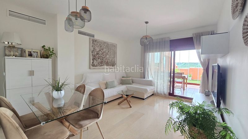 Foto 0833aa65-5cb3-42a9-b813-0af0cc61aaf2. Apartament amb aparcament piscina a El Castillo Manilva