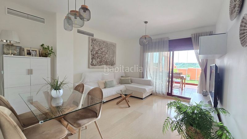 Foto 1f72af91-944e-4cb3-82d0-a9b844ff3049. Apartament amb aparcament piscina a El Castillo Manilva