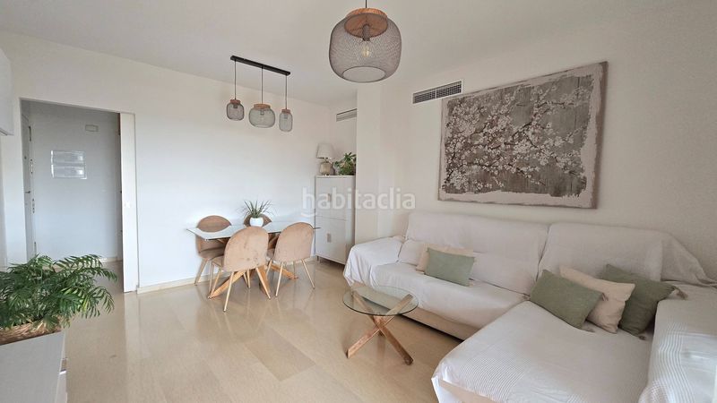 Foto b0cf7fd3-c89c-4c6e-81c1-2f9690172e4e. Apartament amb aparcament piscina a El Castillo Manilva