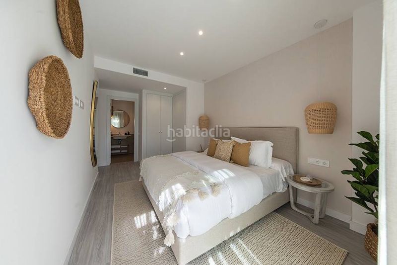 Foto 16292bd9-aba5-4215-bb86-35d8c80b1100. Planta baixa amb calefacció aparcament piscina a Estepona