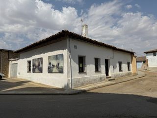 Maison  Plaza del ayuntamiento 6. Oportunidad casa pueblo en boadillo de rioseco