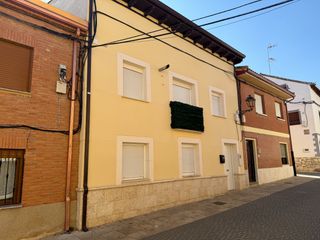 Location Maison à N/a. Inmobiliacarrion alquila casa a trabajadores