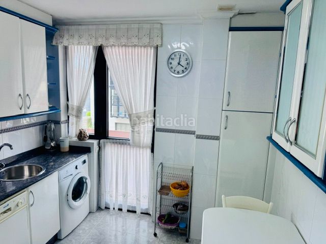 Foto a8b7768d-db33-4e36-8b45-465705d88b07. Pis a calle quintana 3 a Suances