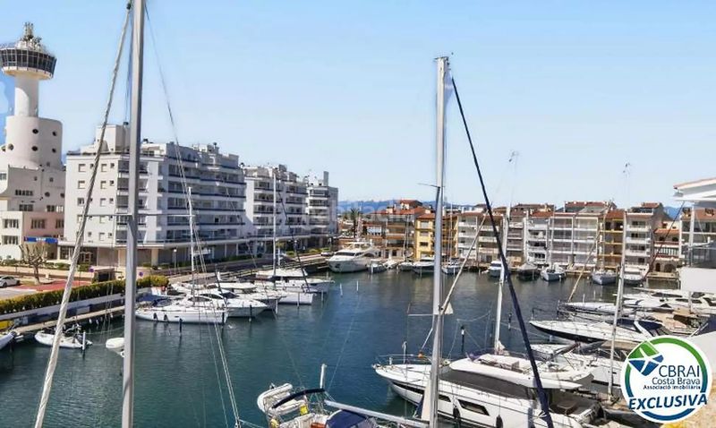 Foto 112b18fe-34e9-45b0-b218-1adc5ae8ed9a. Pis a calle cavall de mar 42 a Salins - Cavall de Mar Empuriabrava