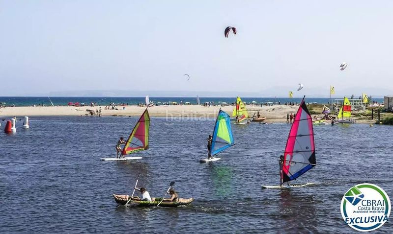 Foto bbc82c5a-ba7a-4c00-a125-f0c7260acd2c. Pis a calle cavall de mar 42 a Salins - Cavall de Mar Empuriabrava