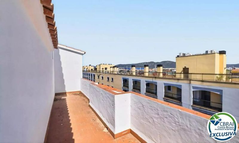 Foto fa35a621-9626-4aff-8197-2b7ce44dd63c. Pis a calle cavall de mar 42 a Salins - Cavall de Mar Empuriabrava