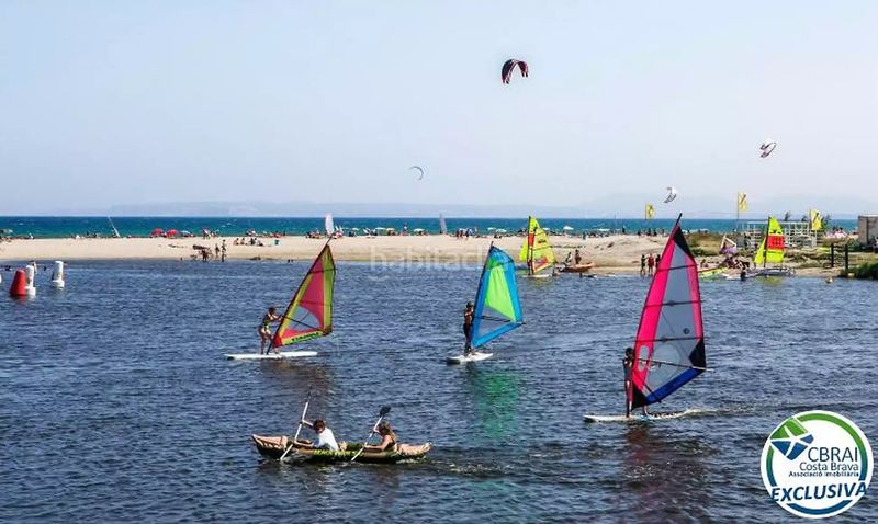 Foto fc114e55-1f1a-4a02-9ad2-702885c84149. Casa a calle mas nou 2 a Puigmal - Mas Nou Empuriabrava