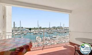 Appartement à Calle port grec 1. Port grec nautica gran estudio con cabina a reformar, con vistas