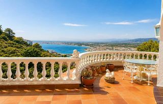 Maison  Calle de pau vila 7. Villa romantica  romanticismo, encanto, tranquilidad y unas vist