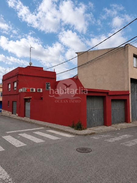Foto e744eb22-5ead-411c-8724-04ab45a02bb7. Casa adossada a Parc Bosc-Castell Figueres