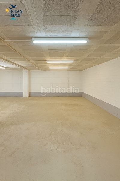 Foto d3ae74a0-a735-41a5-8805-fb07d87289f6. Car parking in Sant Maurici Empuriabrava