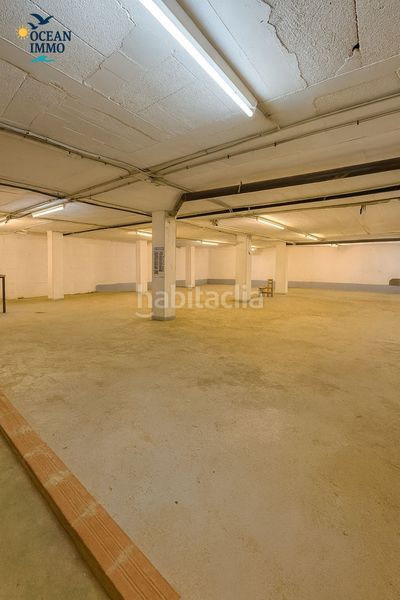 Foto d6f3e82a-21f9-40db-9924-f5193396b158. Car parking in Sant Maurici Empuriabrava