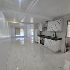 Apartament  De alcoy. Piso reformado en av. de alcoy campoamor