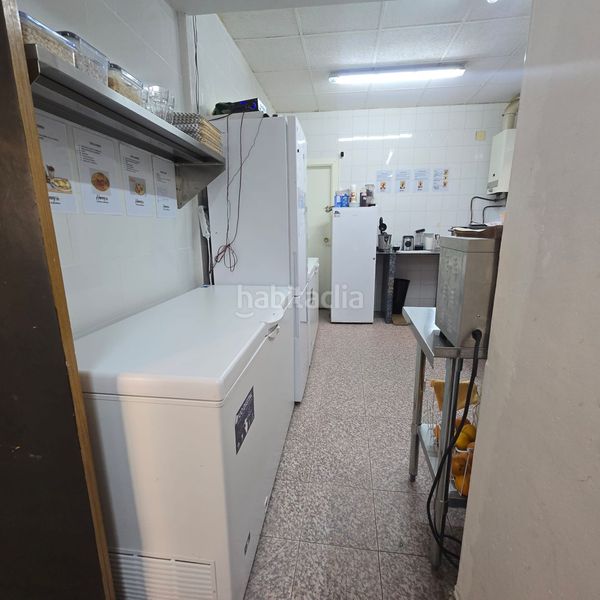 Foto 334d4838-f629-4329-bd66-ef5873699718. Local comercial a Zona Nord Alcoi