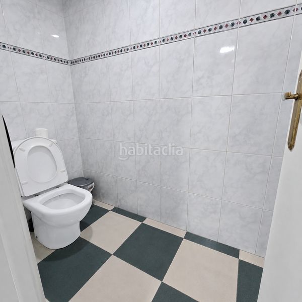 Foto 6699389b-5628-4056-958f-49fa39f0ddb5. Local comercial a Zona Nord Alcoi