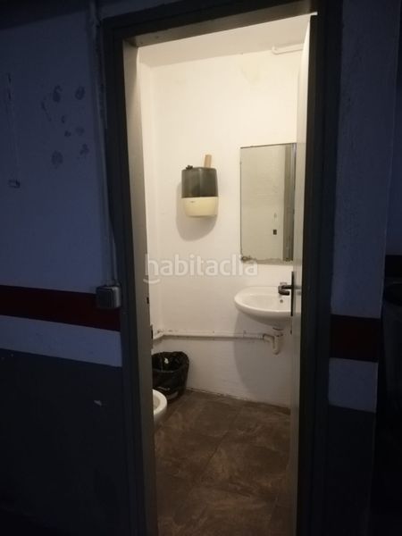 Foto dd218a7a-c125-45a0-ad08-f011de3d0250. Aparcament cotxe a La Nova Esquerra de l´Eixample Barcelona