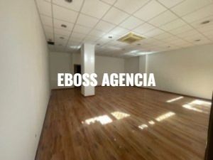 Lloguer Local Comercial  Carrer francesc macià. Local comercial en alquiler en una de las zonas más dinámicas y