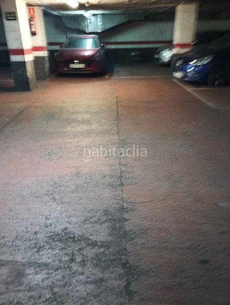 Foto a161de2c-de5b-47b4-922a-c70a385b13d0. Aparcament cotxe a Dreta de l´Eixample Barcelona