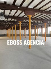 Miete Geschäftsraum  Carrer can rosés. Nave industrial en alquiler - barcelona