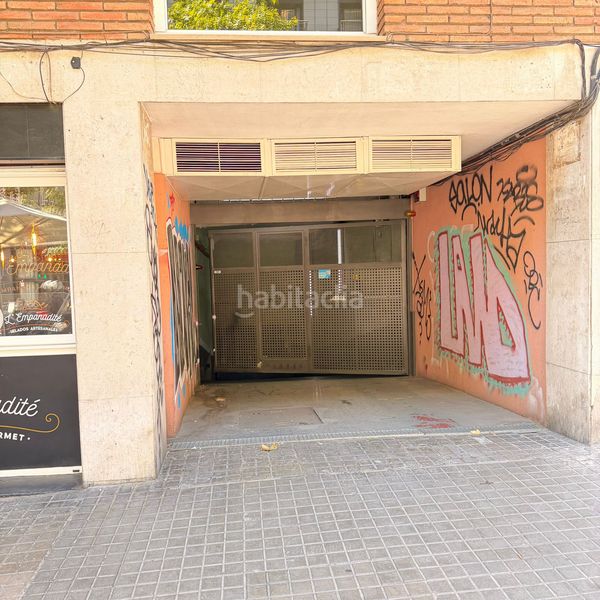 Foto 8c2509af-19be-4144-89ee-91c0e518c573. Aparcament cotxe a Sagrada Família Barcelona
