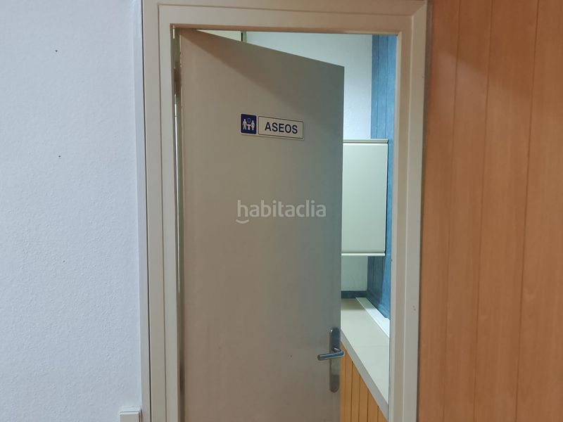 Foto 7d95dfab-d1f0-4afd-8718-74d029c1cbf1. Alquiler local comercial  en alquiler – excelente ubicación en Barberà del Vallès