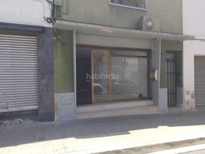 Foto ae445d7a-ba0b-4061-aef7-47cc63cedf5b. Alquiler local comercial  en alquiler – excelente ubicación en Barberà del Vallès